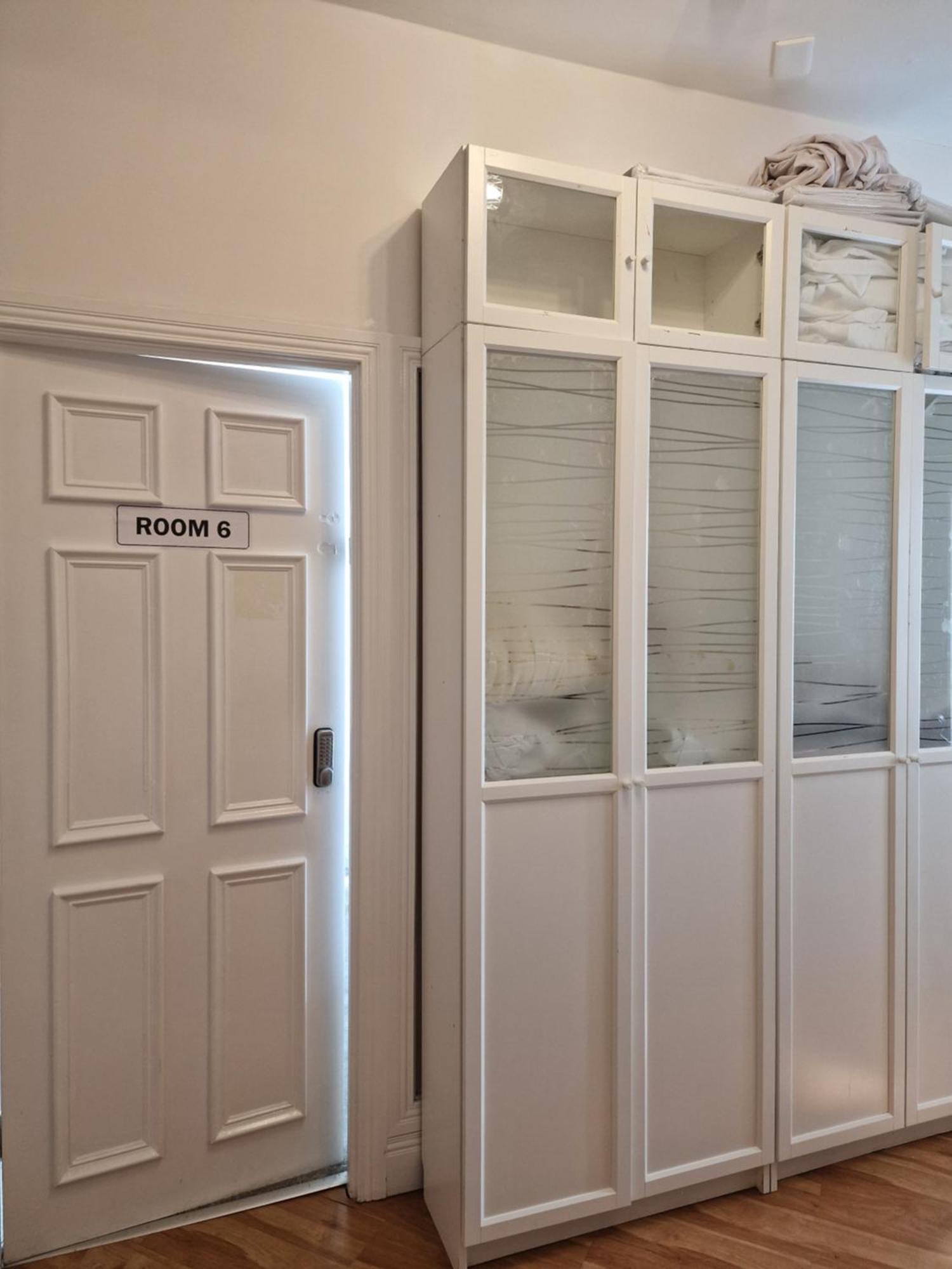 Hostel Aunty Katie'S House, Ni Tourist Board Certified & Located On The Main Oldpark Road To Belfast, With Free Continental Breakfast & Free Ultra Fast Sky Internet, Free Sky Sports & Free Sky Cinema, Self-Check In After 10Pm Gmt Exteriér fotografie