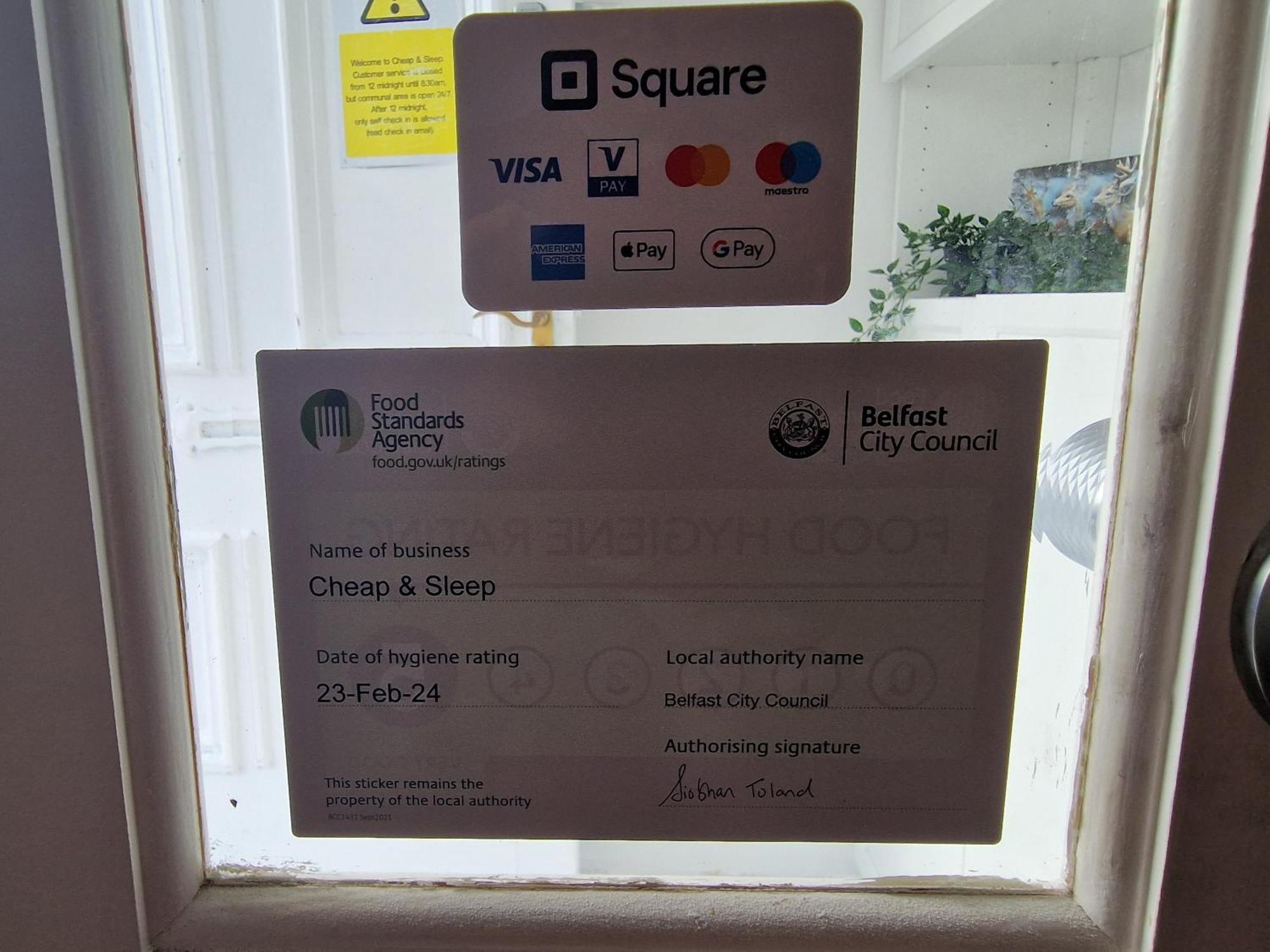 Hostel Aunty Katie'S House, Ni Tourist Board Certified & Located On The Main Oldpark Road To Belfast, With Free Continental Breakfast & Free Ultra Fast Sky Internet, Free Sky Sports & Free Sky Cinema, Self-Check In After 10Pm Gmt Exteriér fotografie