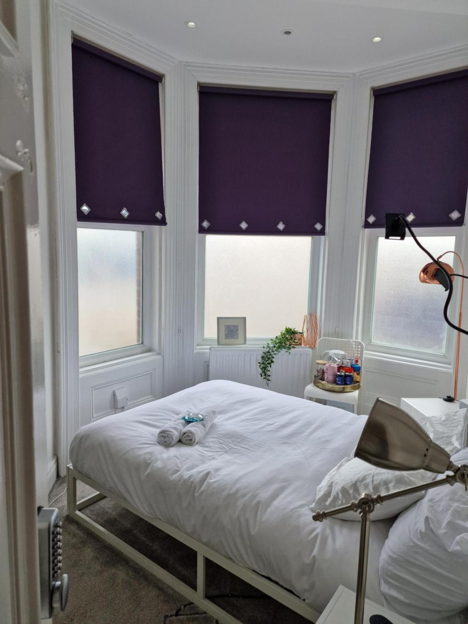 Hostel Aunty Katie'S House, Ni Tourist Board Certified & Located On The Main Oldpark Road To Belfast, With Free Continental Breakfast & Free Ultra Fast Sky Internet, Free Sky Sports & Free Sky Cinema, Self-Check In After 10Pm Gmt Exteriér fotografie