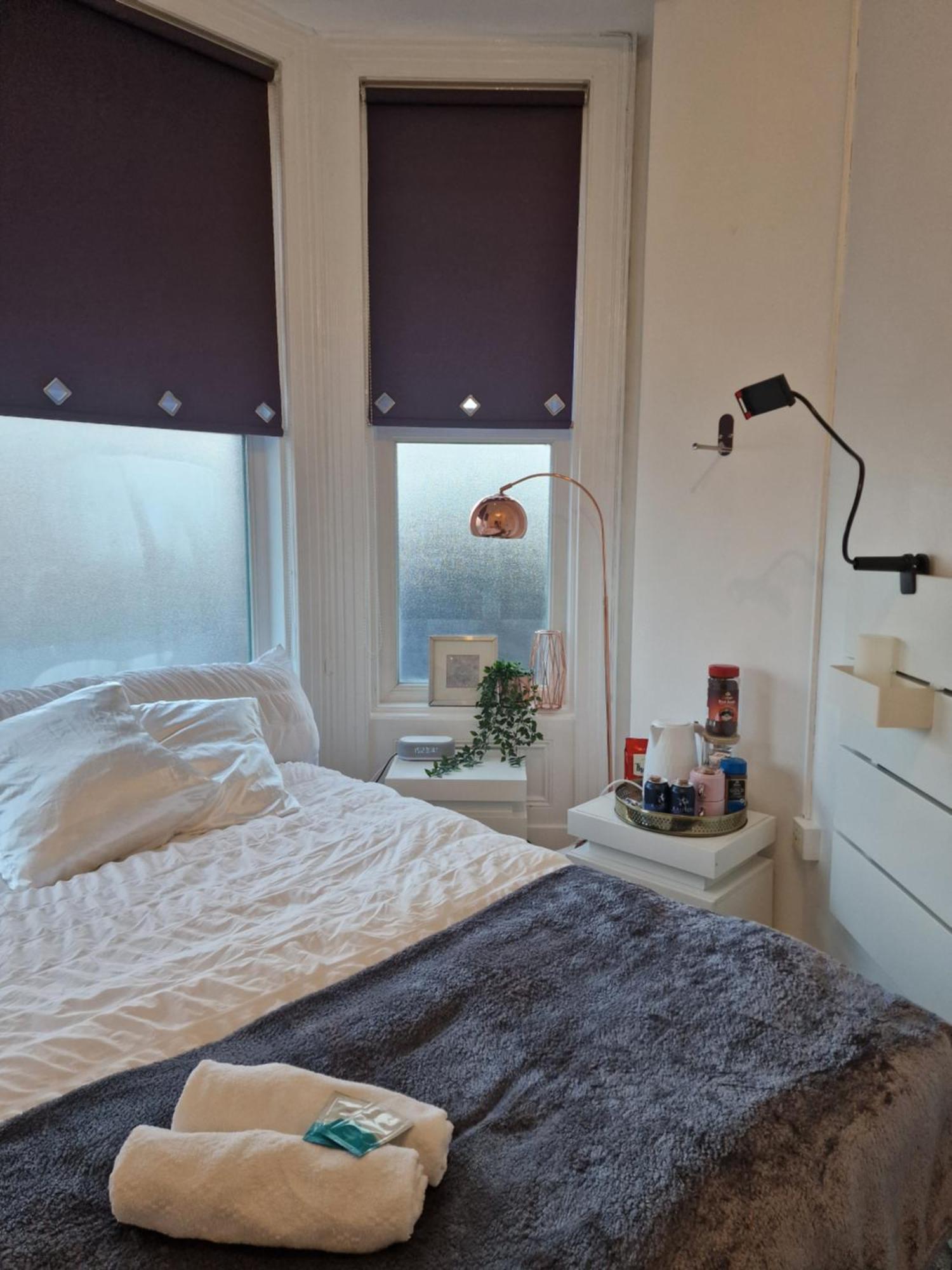 Hostel Aunty Katie'S House, Ni Tourist Board Certified & Located On The Main Oldpark Road To Belfast, With Free Continental Breakfast & Free Ultra Fast Sky Internet, Free Sky Sports & Free Sky Cinema, Self-Check In After 10Pm Gmt Exteriér fotografie